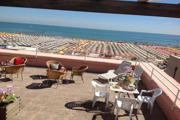 Hotel Bel Air Rivazzurra Di Rimini Exterior photo